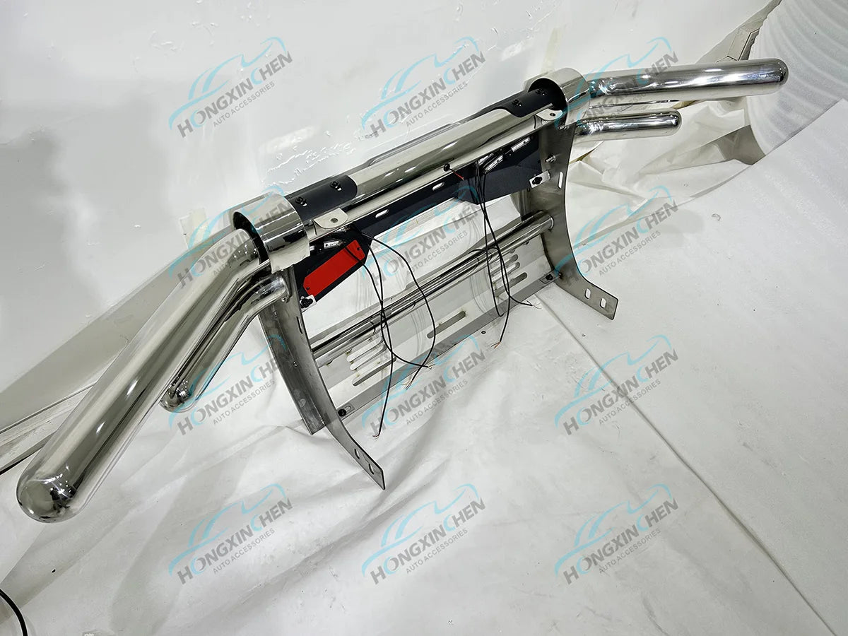 New Style Grille Guard High Quality Steel Front Bumper Guard With Light for Hilux Rocco 2020