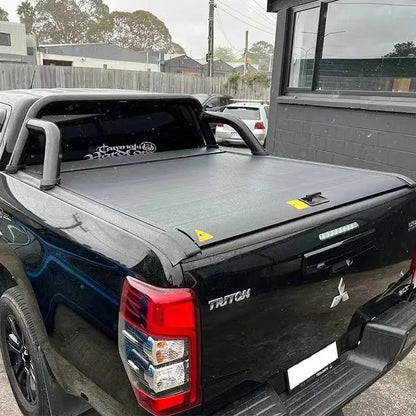Pickup Triton Roll up Truck Bed Cover Retractable Roll Lid Hard Tonneau Cover for Toyota Hilux Gr Sport Honda Ridgeline Tacoma